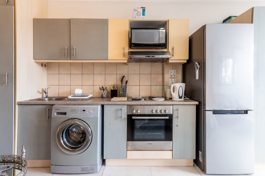 To Let 1 Bedroom Property for Rent in Cape Town City Centre Western Cape